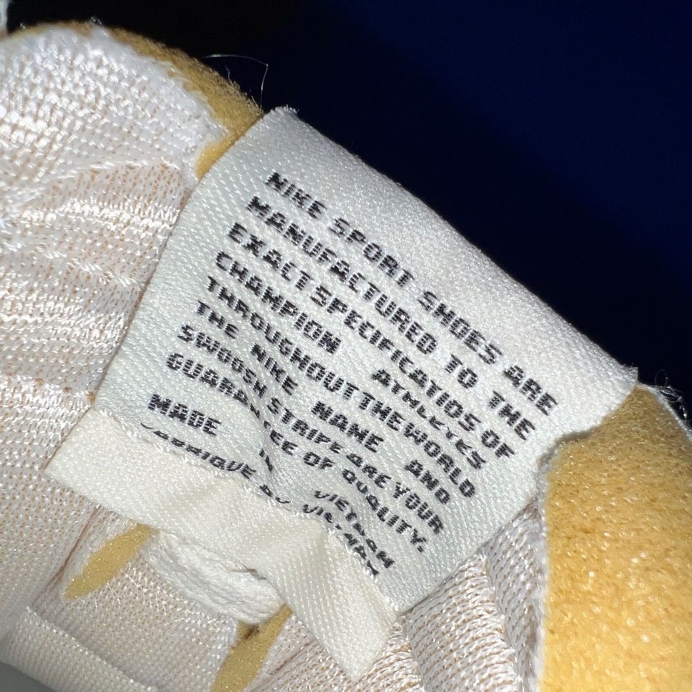 🚫SOLD! 🎽NWOT |•NIKE•| Retro Style Pre Montreal Racer VNTG Style Sneakers🎽 - Picture 14 of 16
